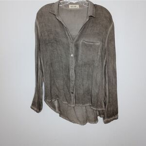 Bella Dahl green tie dye shirt size XS